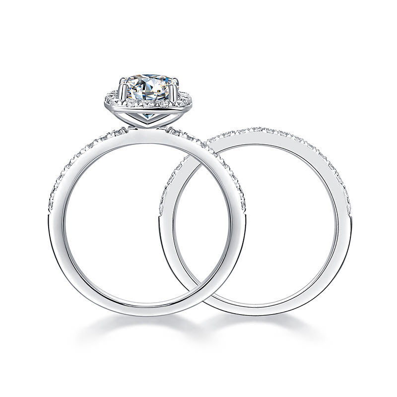 Stunning Moissanite Engagement Rings