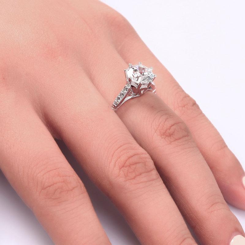 2 Ct Round Cut 925 Sterling Silver Ring - Hautefull