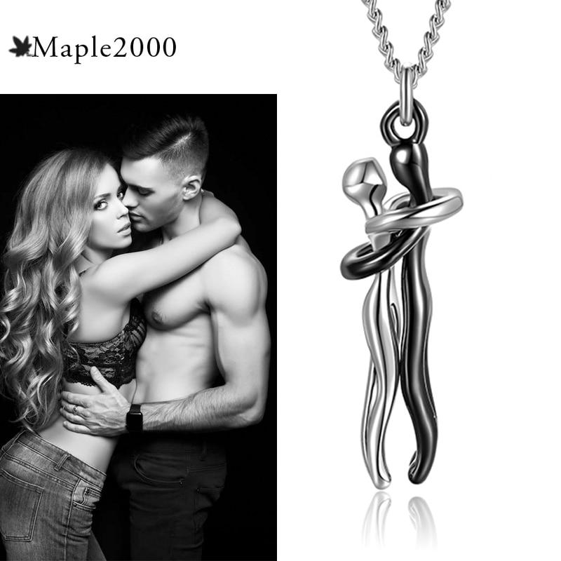 Hugging Couple Pendant Necklace - Hautefull